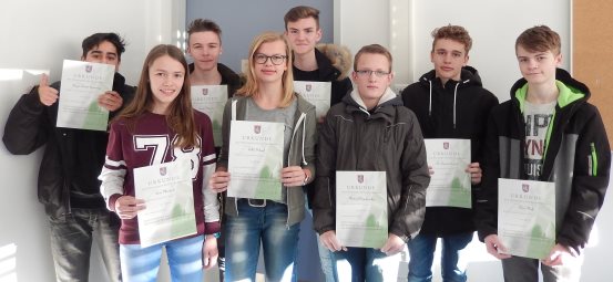 v.l.n.r. Seyad, Lena, Timon, Silke, Philipp, Michael, Ole und Nico